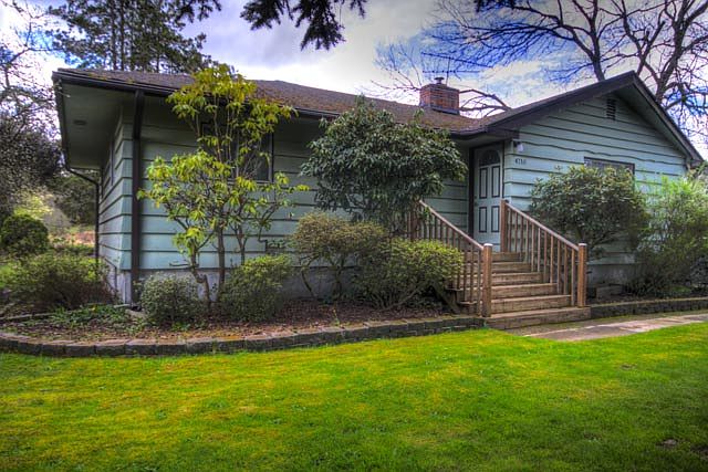1st image of 4718 44th St E