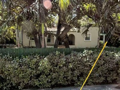 1702 Espanola Dr, Miami, FL, 33133