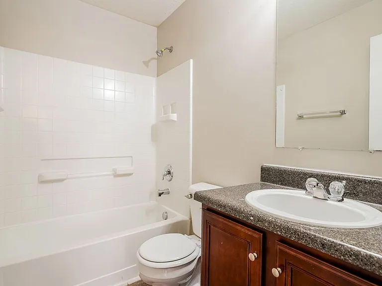 2893 Creekbend Dr — Photo 16