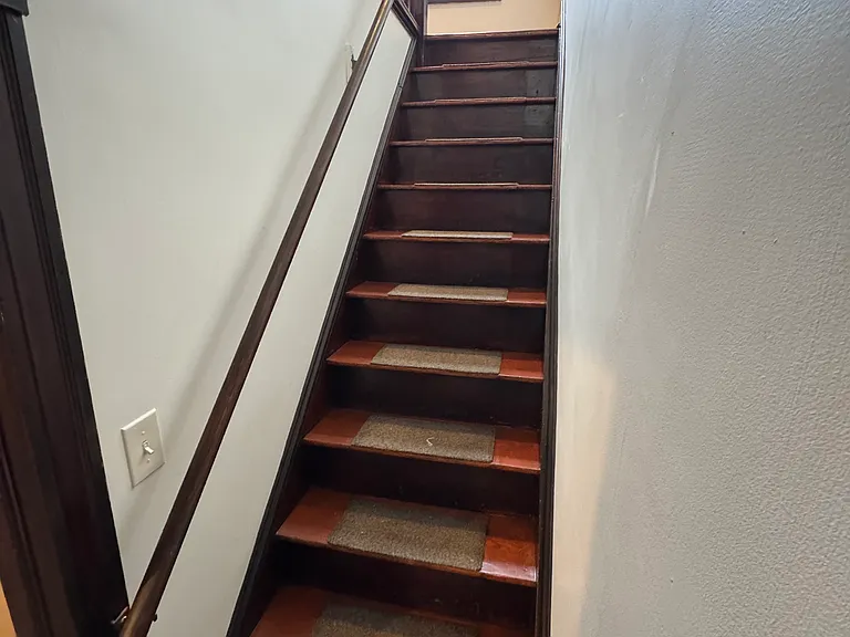 117 Jackson St — Photo 17