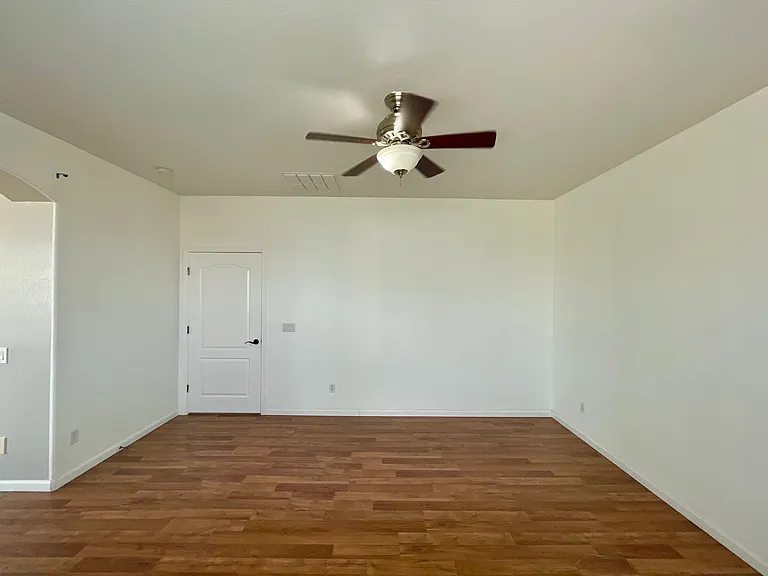 14984 W Desert Hills Dr — Photo 15