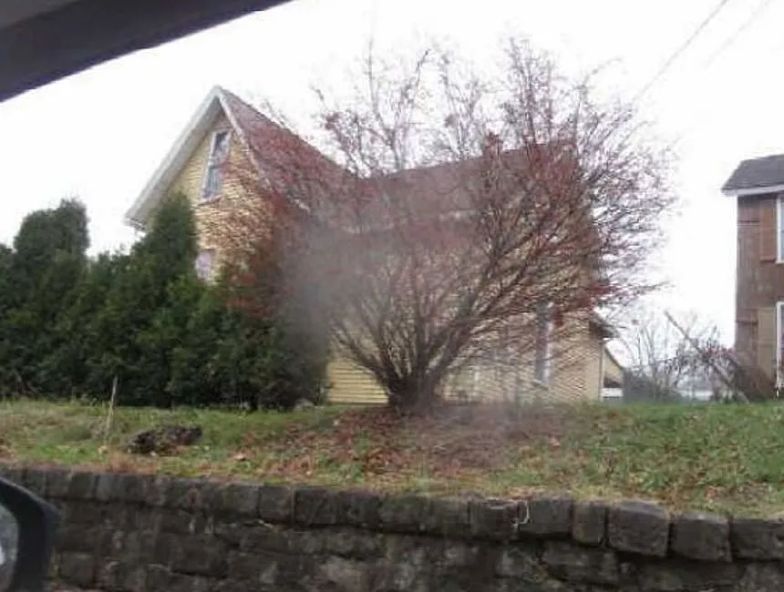1093 Morgantown Rd photo 1