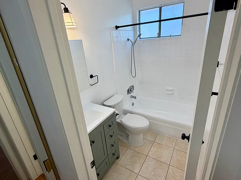 3045 E Theresa St #8 — Photo 13