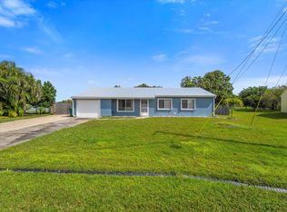 2313 SE Pinero Rd, Port Saint Lucie, FL 34952