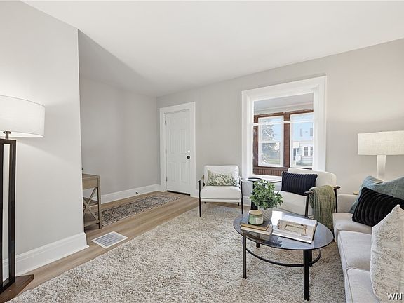3rd image of 61 Princeton Pl