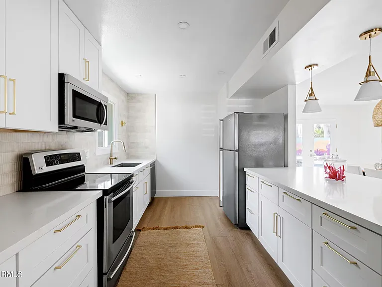 8301 E Crestwood Way — Photo 11
