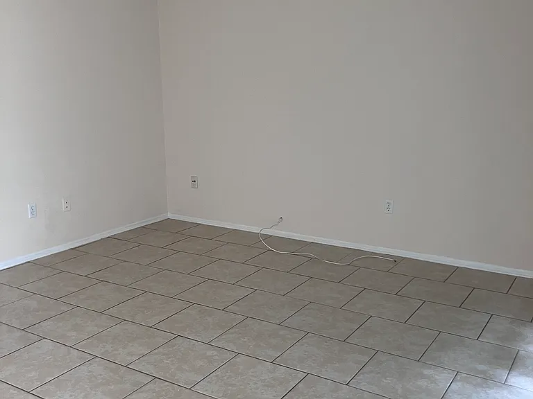 1165 Minnet Ct NE — Photo 9