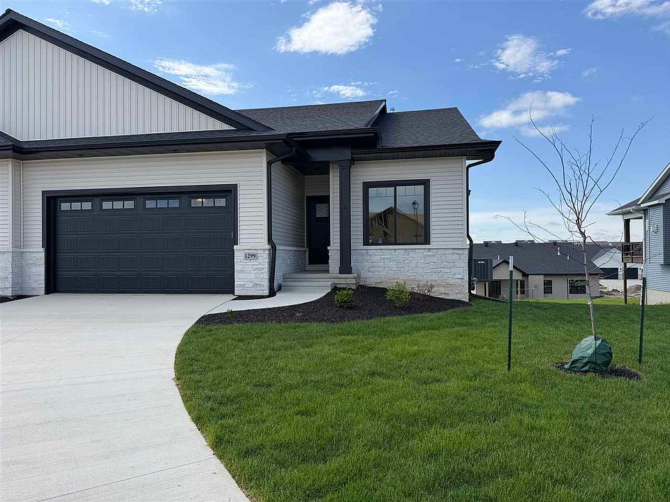1st image of 1299 Berkshire Ln