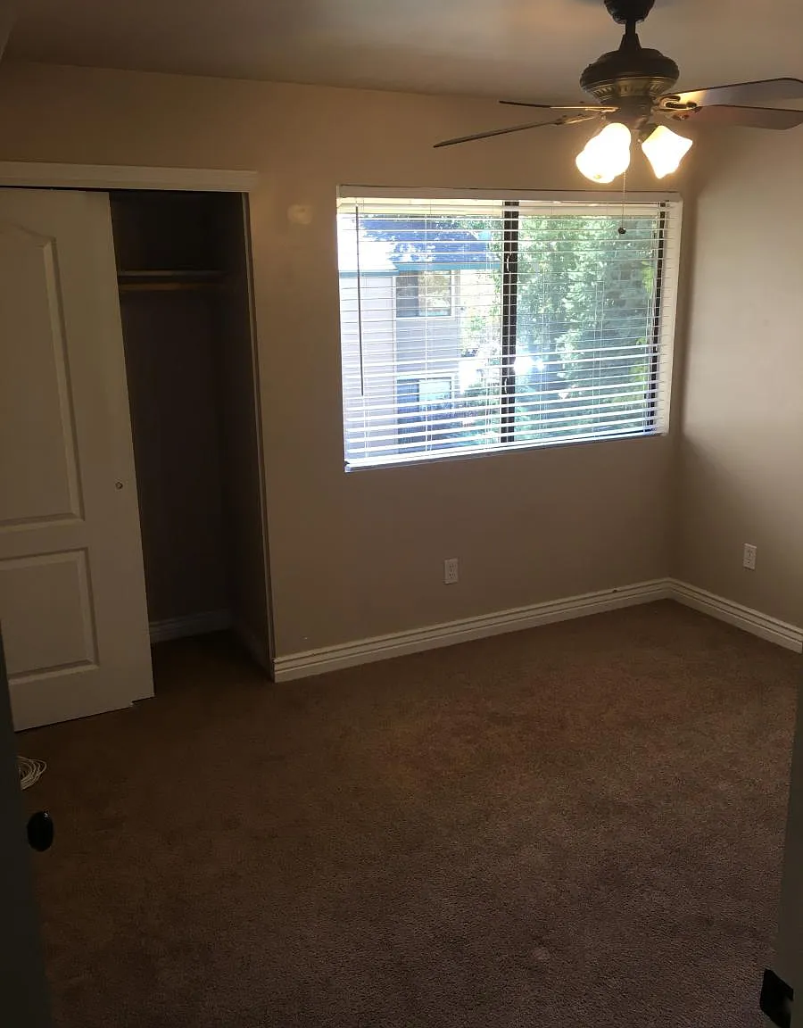3200 S Litzler Drive — Photo 4