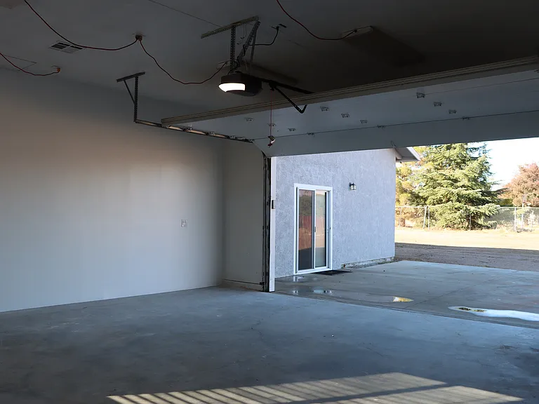 15408 Palm St #2 — Photo 30