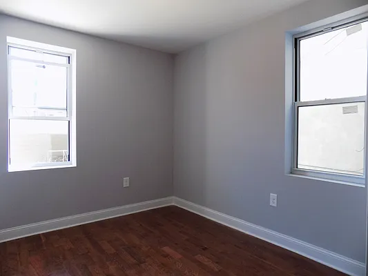 Rented by Blue Egg Realty Corp | media 30