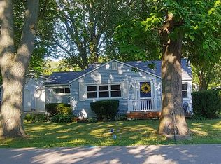 379 Taylor St, Amherst, OH 44001