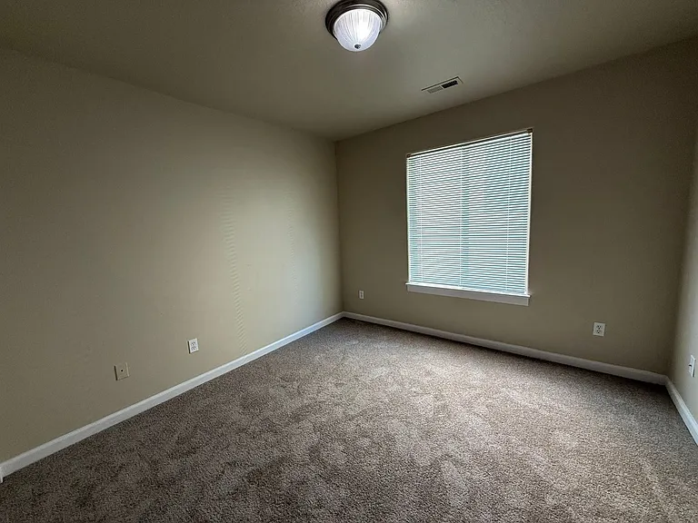 20604 Sister Ln — Photo 12