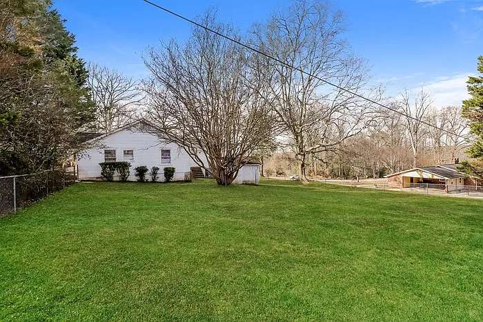 412 Hood Rd — Photo 11