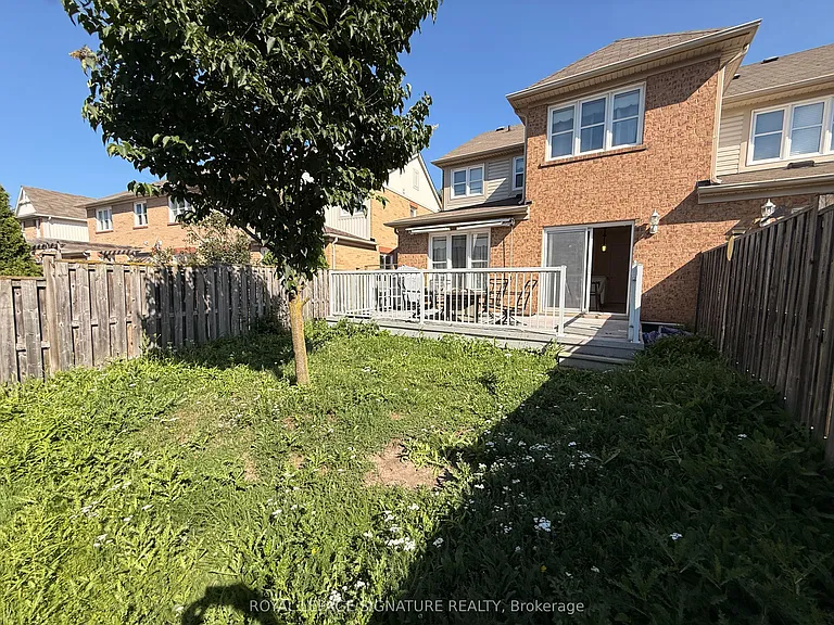211 Chilcott Cres #MAIN 2ND FLOOR — Photo 25