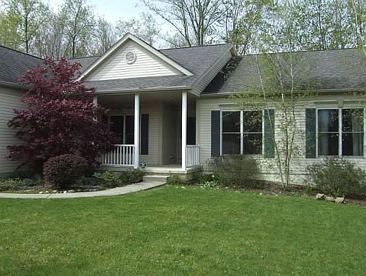 1st image of 326 Glenmoor Dr