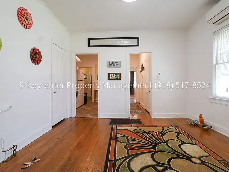 1622 S Indianapolis Ave — Photo 8