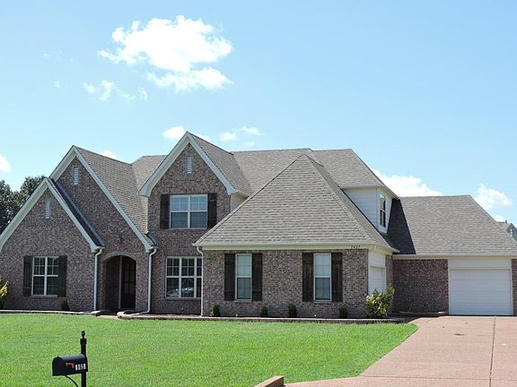 2nd image of 7427 Wisteria Dr