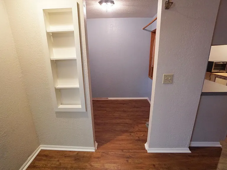 2363 S Jamaica St — Photo 19