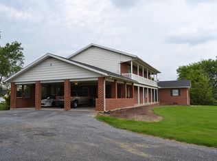204 N Red Hill Rd, Hedgesville, WV