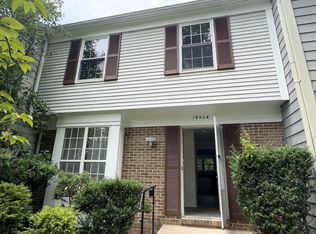19404 Sandy Lake Dr, Gaithersburg, MD 20879