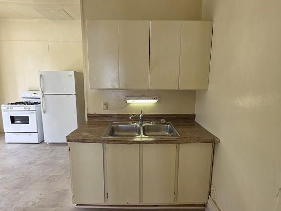 5th image of 803 N Union St #1