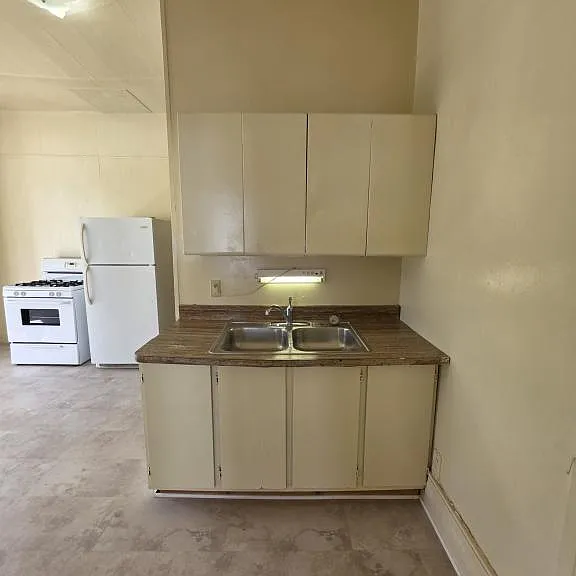 803 N Union St #1 — Photo 5