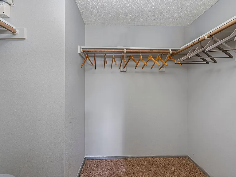 6677 Tanglewood Bay Dr — Photo 39