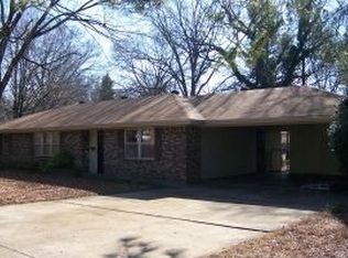 202 E 6th St, Russellville, AR 72801