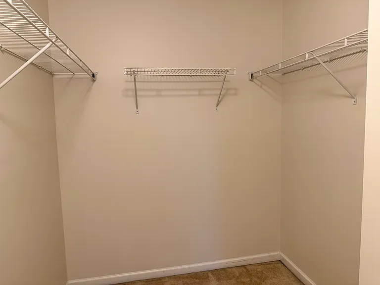 5055 Lake Forest Dr — Photo 16