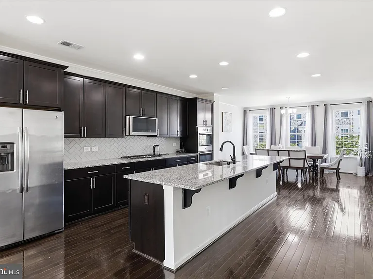 43450 Sweet Brandy Ter — Photo 10