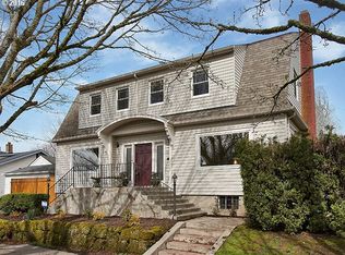 2339 SE Sherman St, Portland, OR 97214