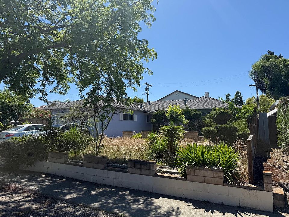 1st image of 2947 Vivian Ln
