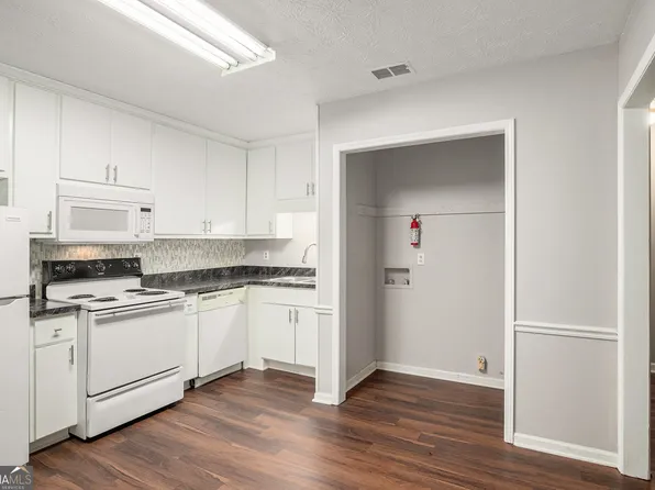 147 Park Ridge Ct, Athens, GA 30605