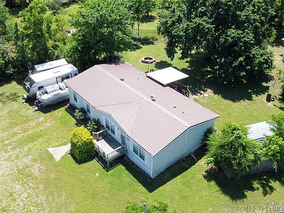 2nd image of 31576 E 723rd Rd
