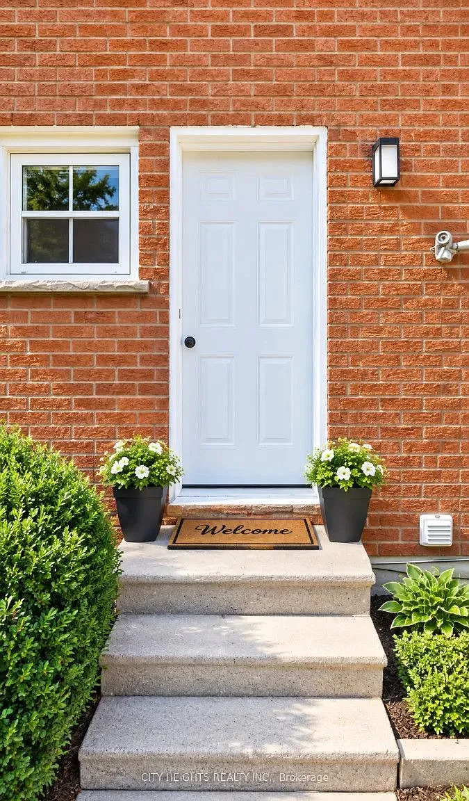 2 bed, $1,950 — Photo 2