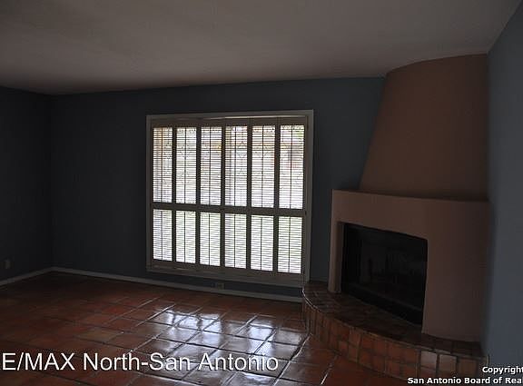 5th image of 2602 Lake Louise Dr