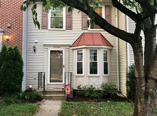43504 Blacksmith Sq, Ashburn, VA 20147