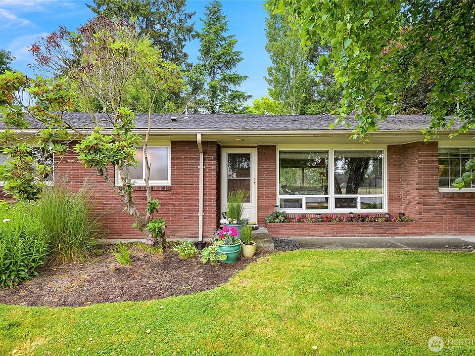 1st image of 2714 Alderwood Avenue