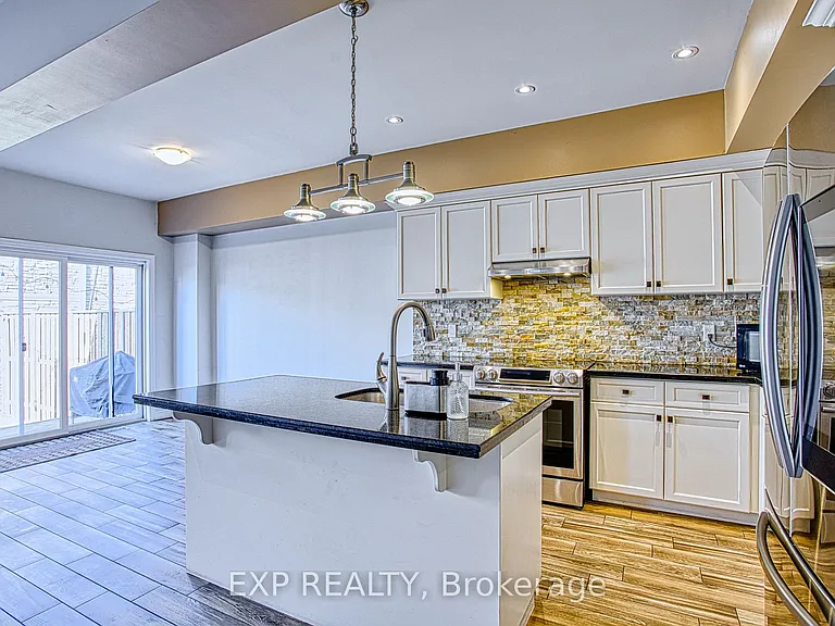 98 Shoreview Pl #15 — Photo 7