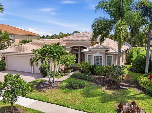 1422 King Sago CT, NAPLES, FL 34119