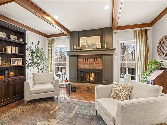 4th image of 1625 NE Debonair Ct