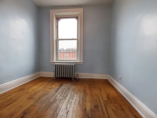 Rented by Rentall Group Inc | media 6