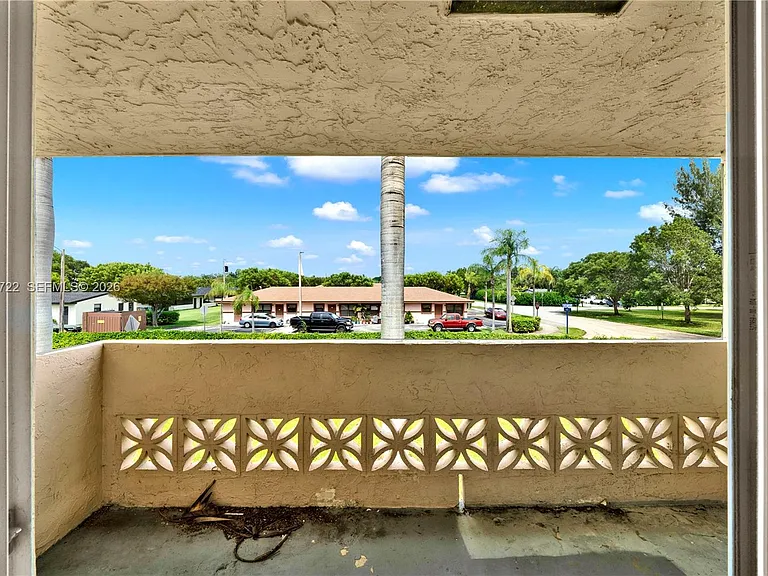 14500 SW 88th Ave #217 — Photo 4