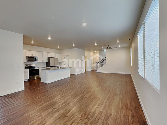 5th image of 4814 87th Ave NE
