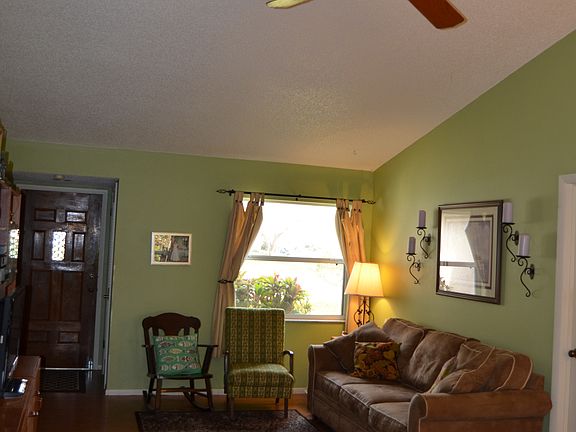 2nd image of 5194 Indian Mound St