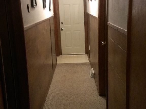2nd image of 1106 S Woodland Ave