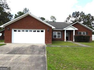 164 Glynn Ct, Hinesville, GA 31313
