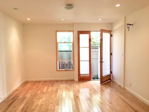 3rd image of 12116 Ohio Ave