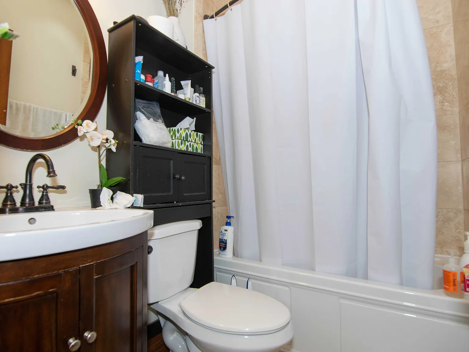 4 bed, $5,100 — Photo 2